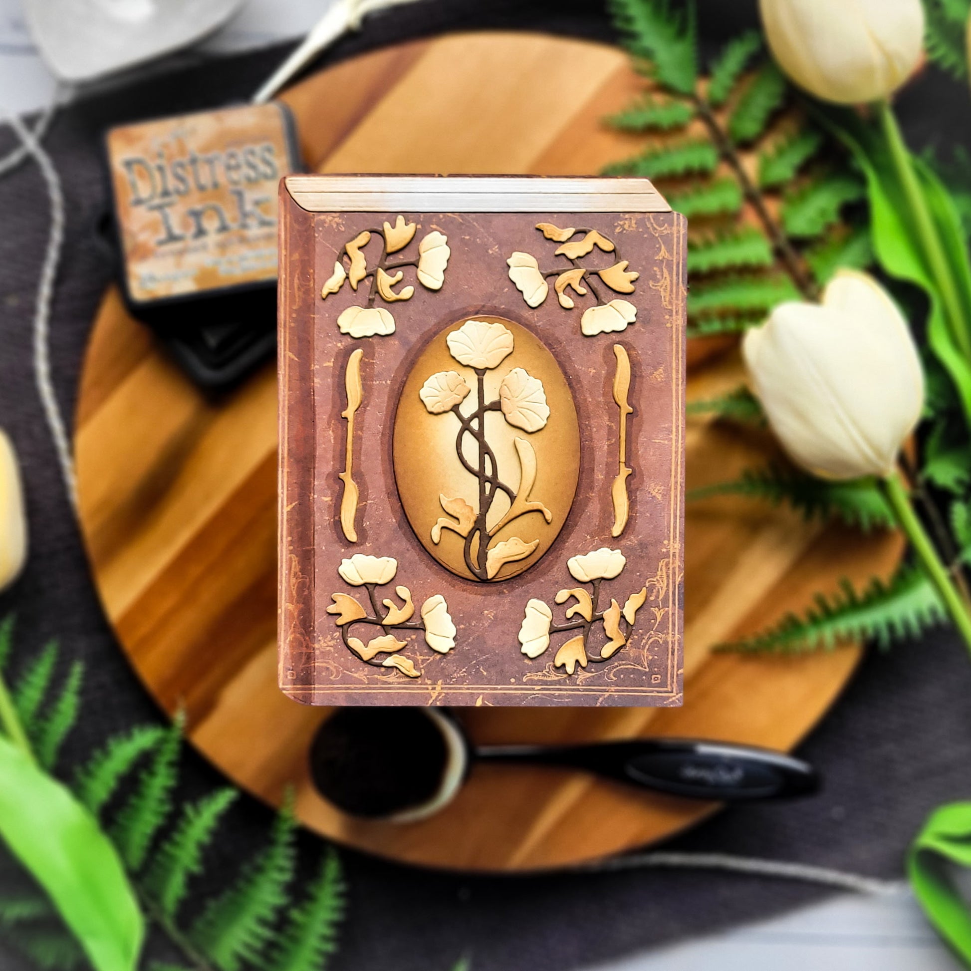 May 2026 Books Stacked Stories - Candle Making Books recensione e prezzo